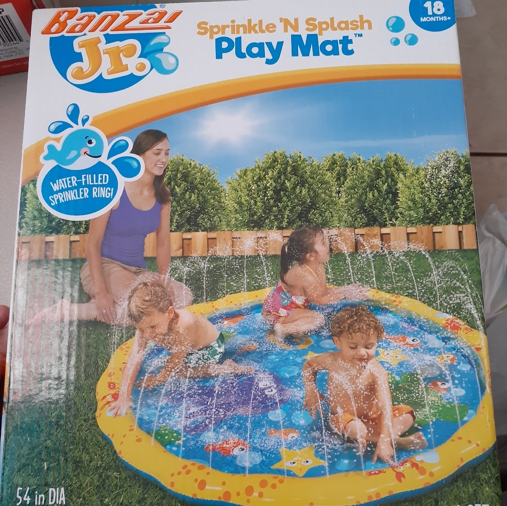 Banzai Jr Sprinkle N Splash Play Mat
